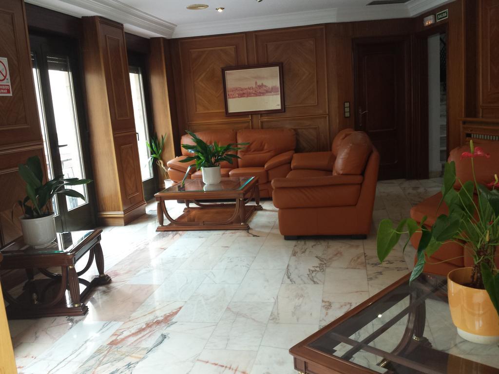 סלאמנקה Hotel Amefa מראה חיצוני תמונה
