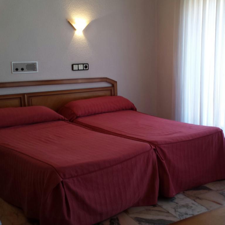 סלאמנקה Hotel Amefa מראה חיצוני תמונה